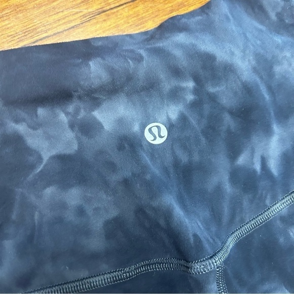 Lululemon align high rise crop - Picture 3 of 5